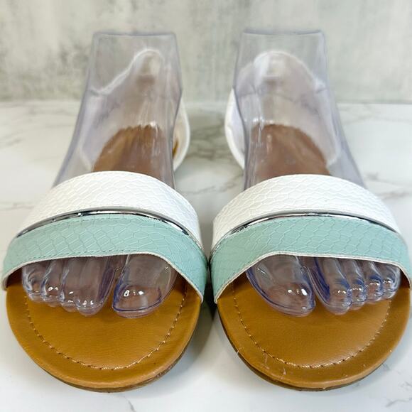 Andiamo Sandal White Sea Foam Green Women 8.5M Snake Pattern Slip On Flats Strap - Picture 3 of 9